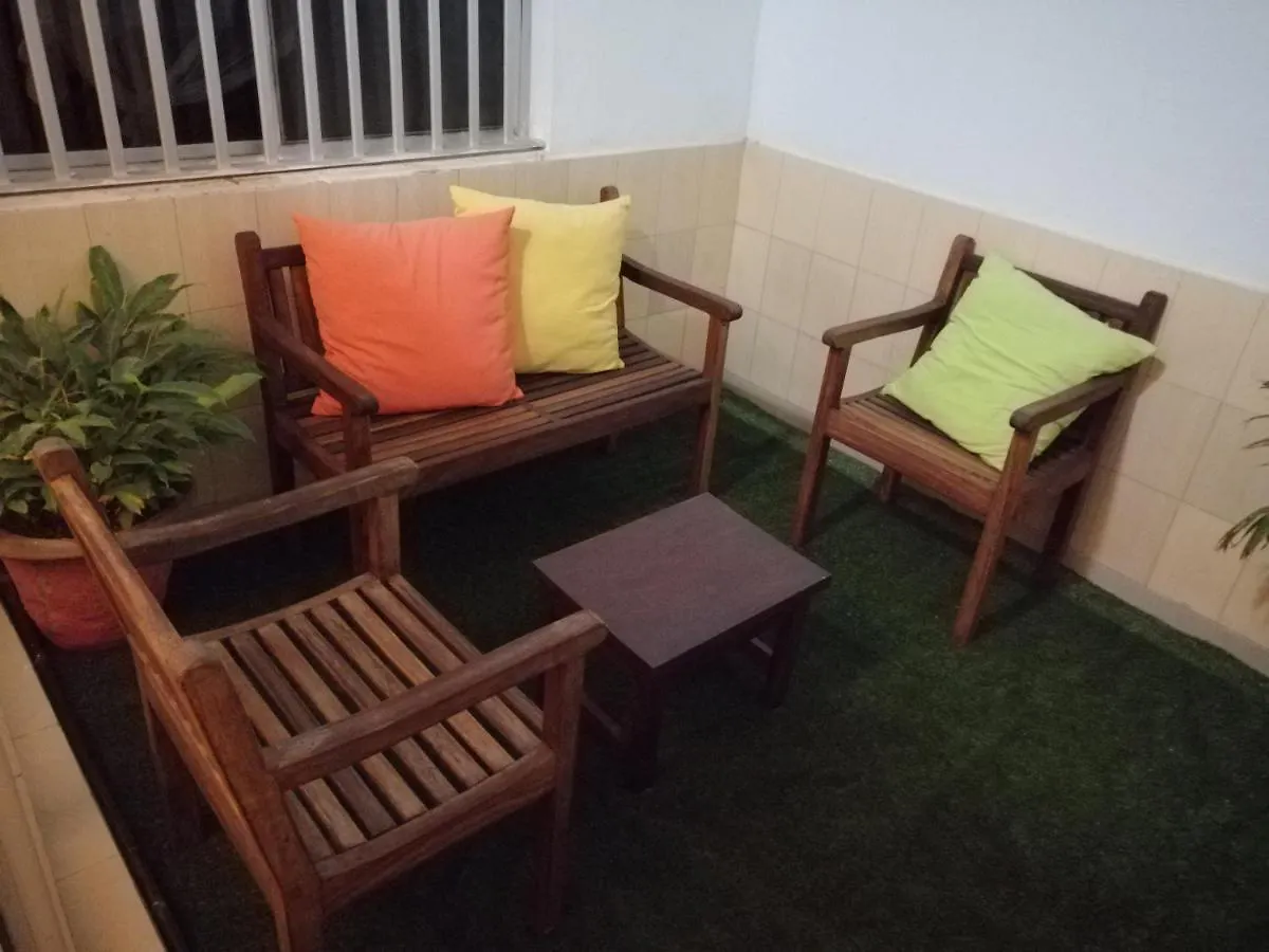 Petit Paradis A Ngor Appartement 4 Pieces Dakar Apartment