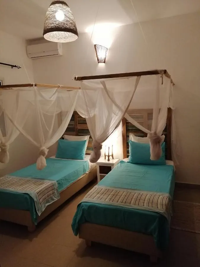 Petit Paradis A Ngor Appartement 4 Pieces Dakar Apartment