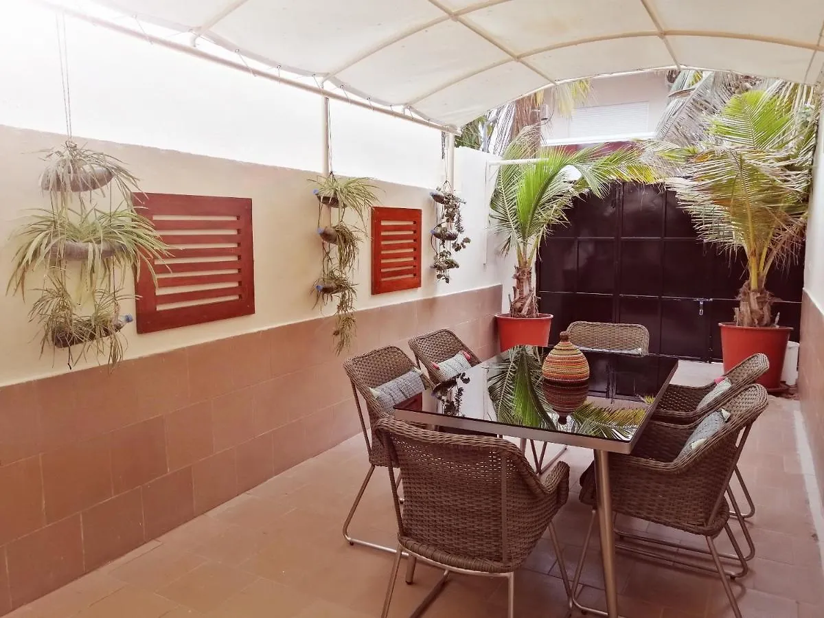 Petit Paradis A Ngor Appartement 4 Pieces Dakar Apartment
